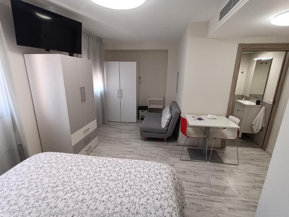 Hotel Rey Mundo Munébrega Zewnętrze zdjęcie